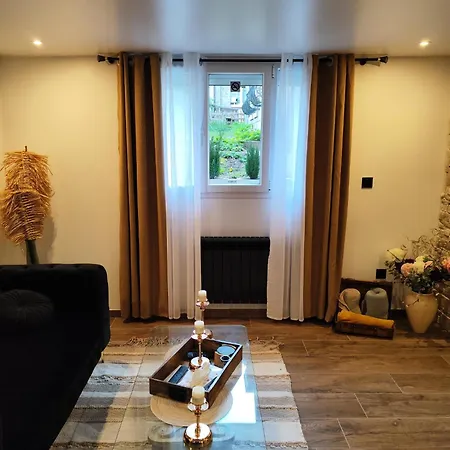 Chateau De La Sagesse *