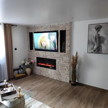 Chateau De La Sagesse Apartment Rouen
