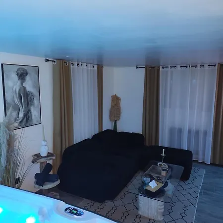 Apartment Chateau De La Sagesse *