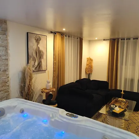 Chateau De La Sagesse Apartment Rouen