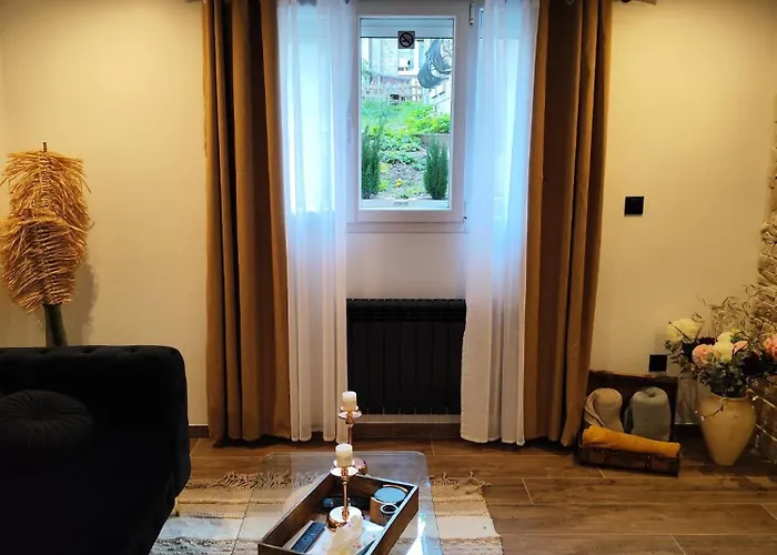 Chateau De La Sagesse *