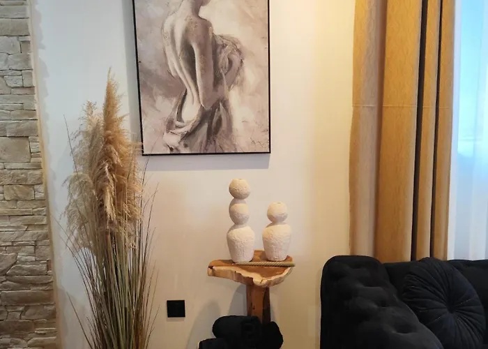 Chateau De La Sagesse *