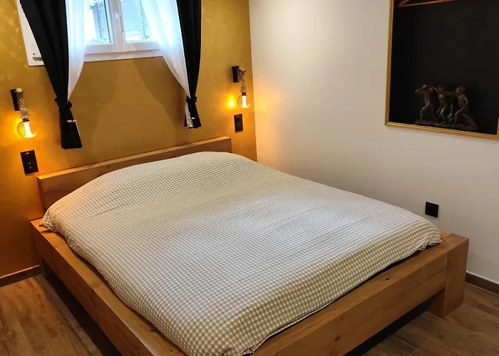 Chateau De La Sagesse Apartment *