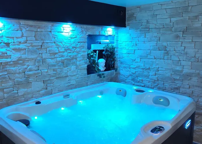 Chateau De La Sagesse Apartment *